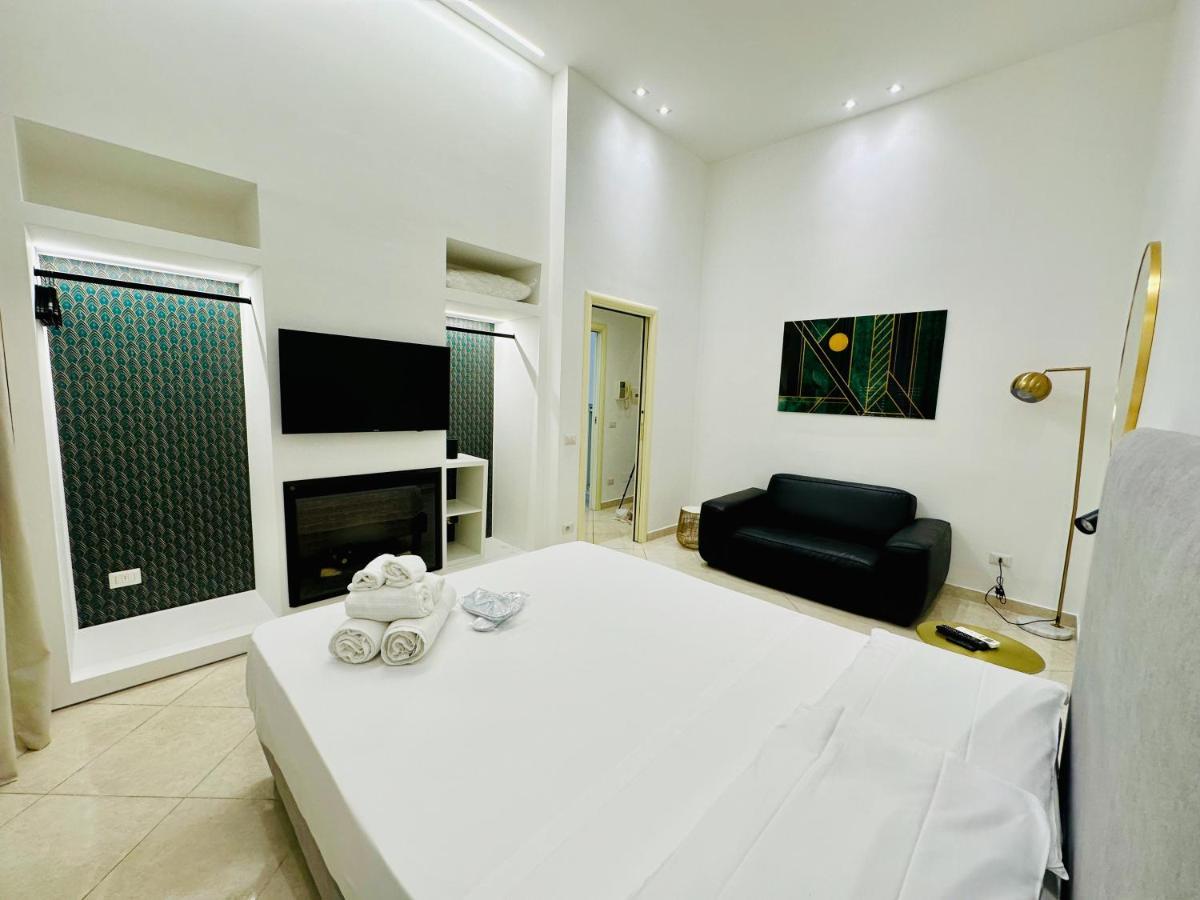 Garibaldi 118 Luxury Apartment Napoli Exterior foto